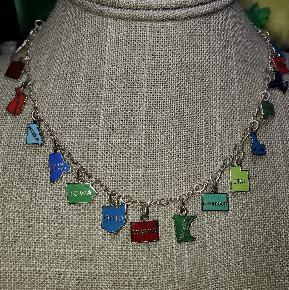 Mango Tango Silver State charm Necklace